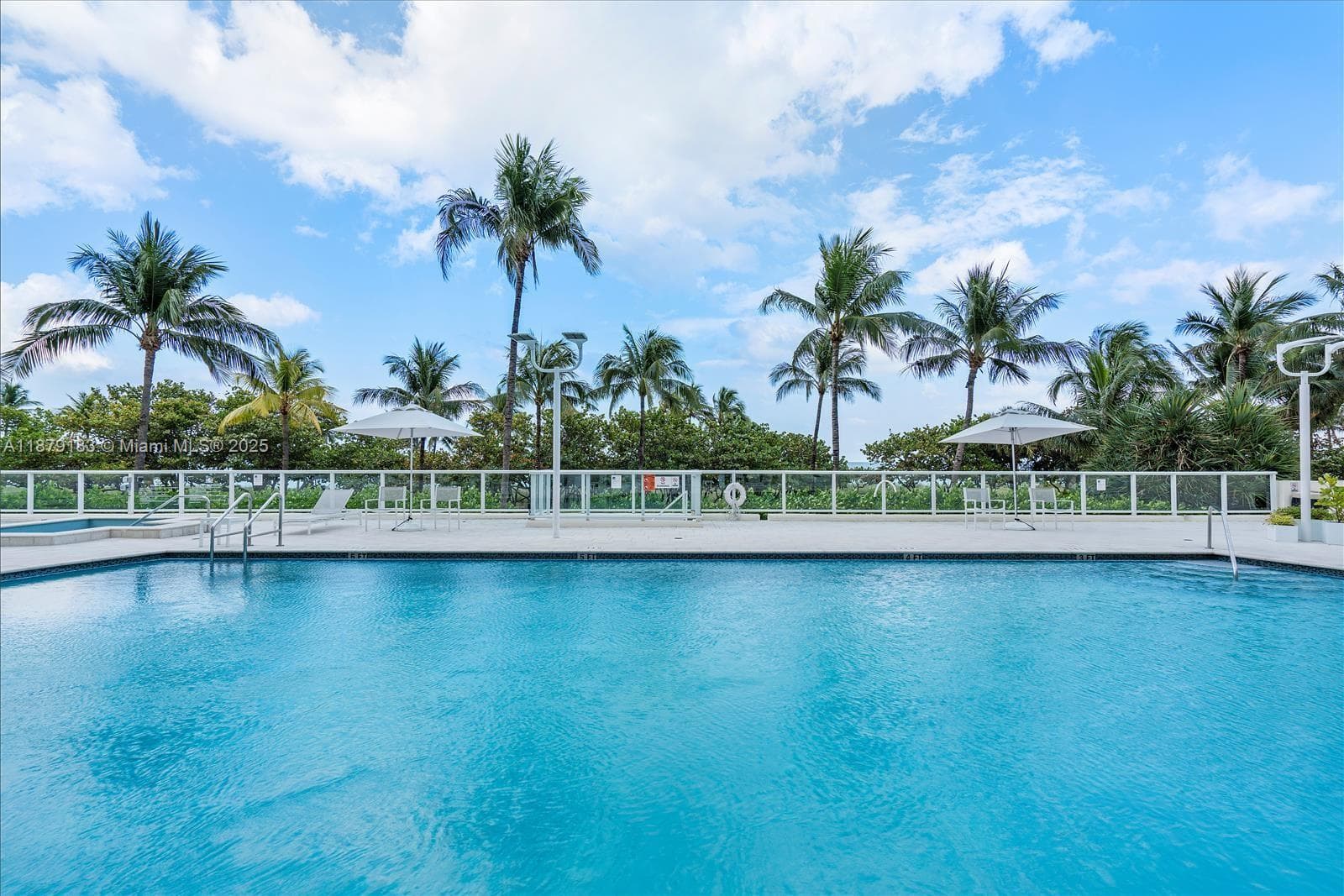10185 Collins Ave 917 photo 15