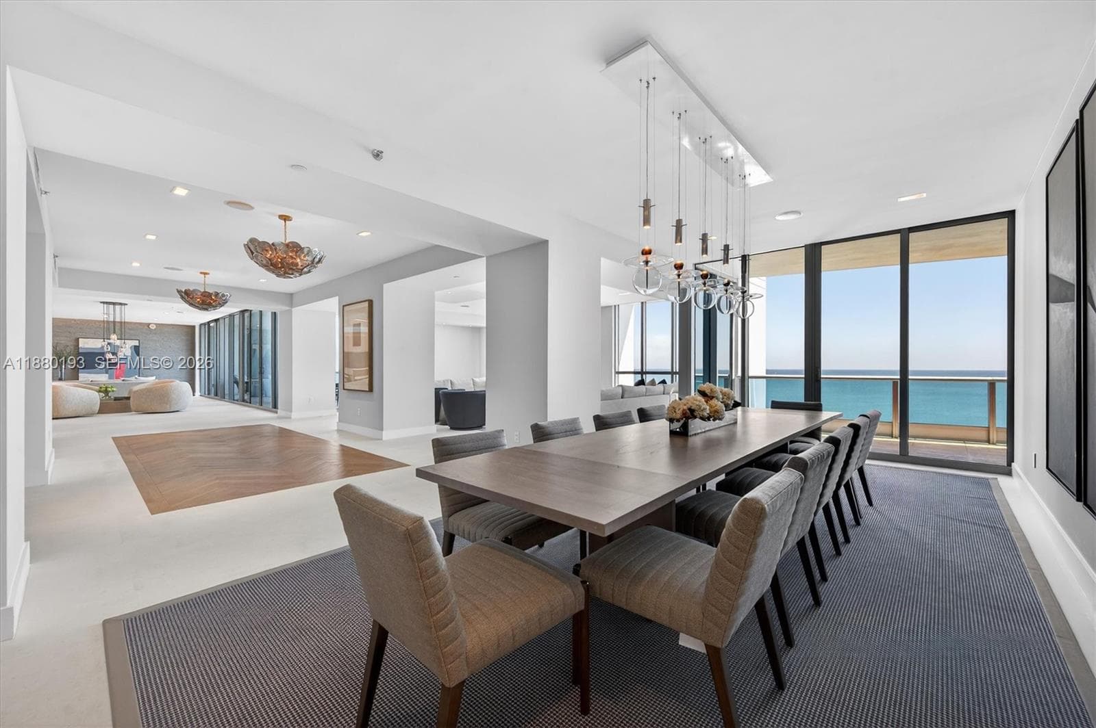 5959 Collins Ave 1804 / 1805 photo 13