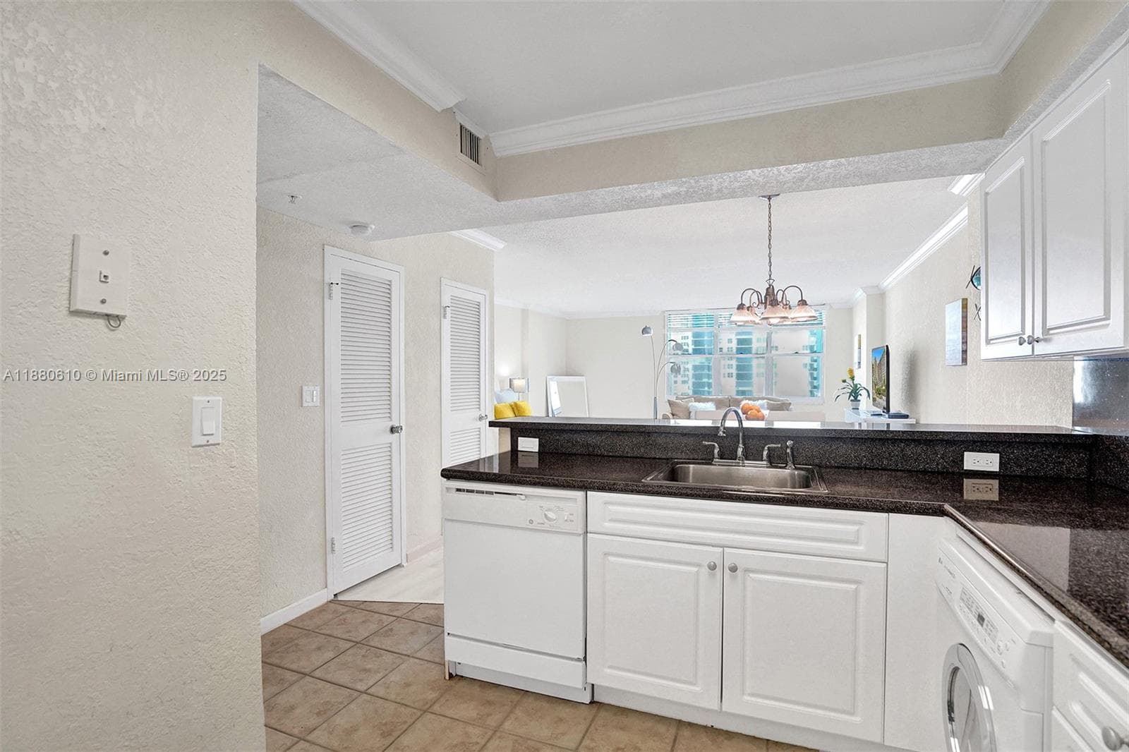 2501 S Ocean Dr 903 (available NOW) photo 17