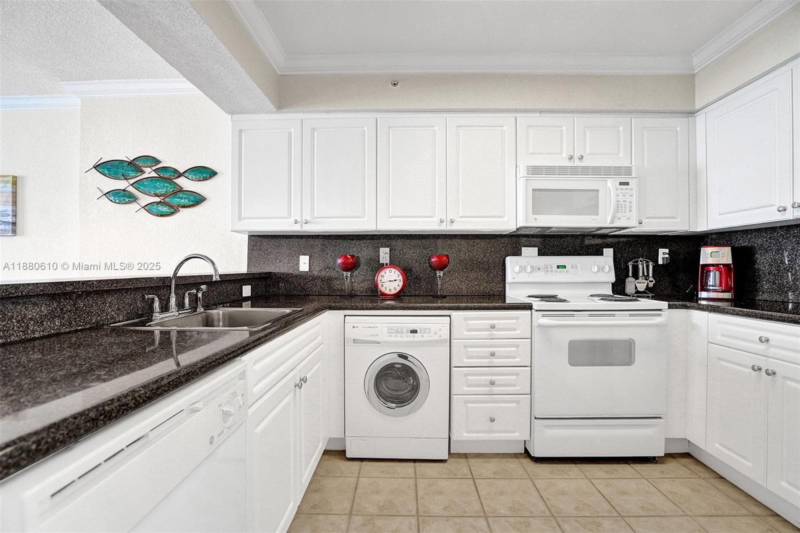 2501 S Ocean Dr 903 (available NOW) photo 16