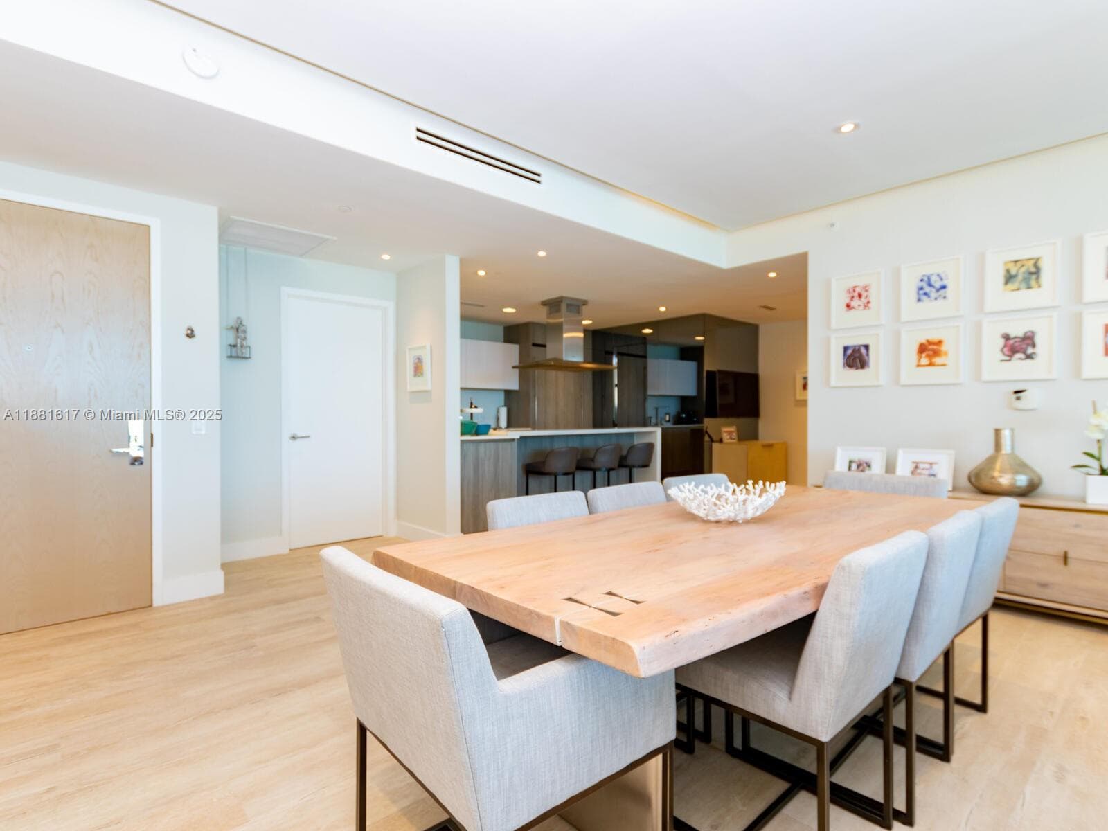 360 Ocean Dr 304S photo 7
