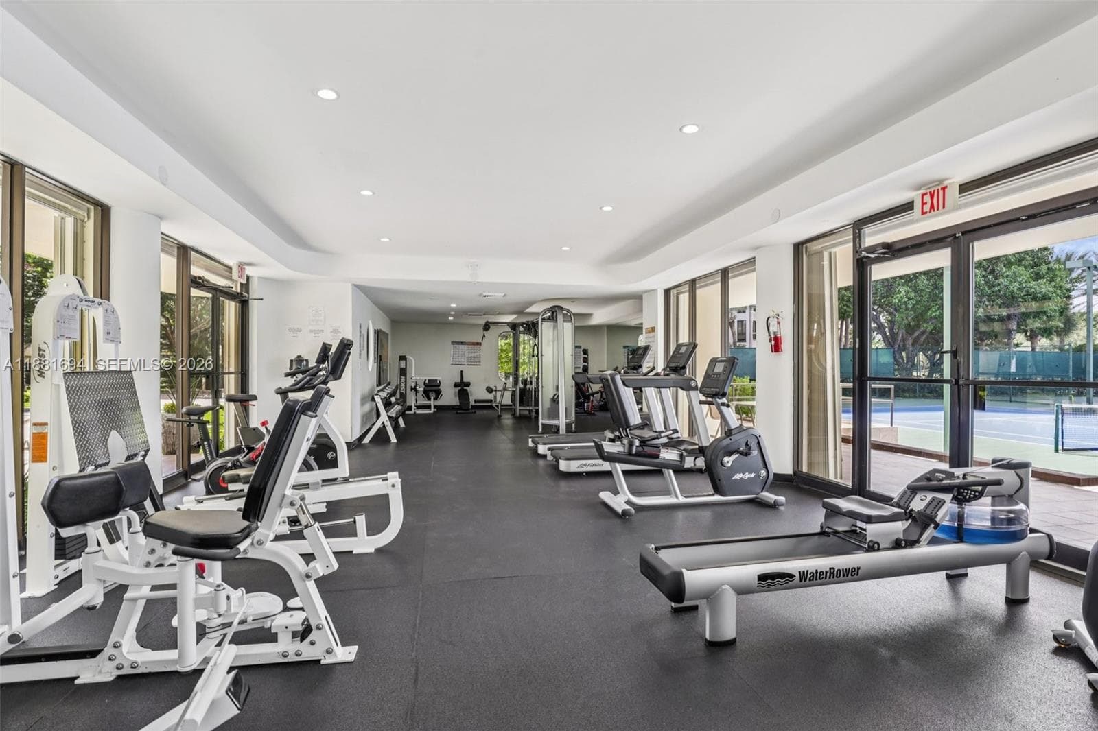 20191 E Country Club Dr 1102 photo 24