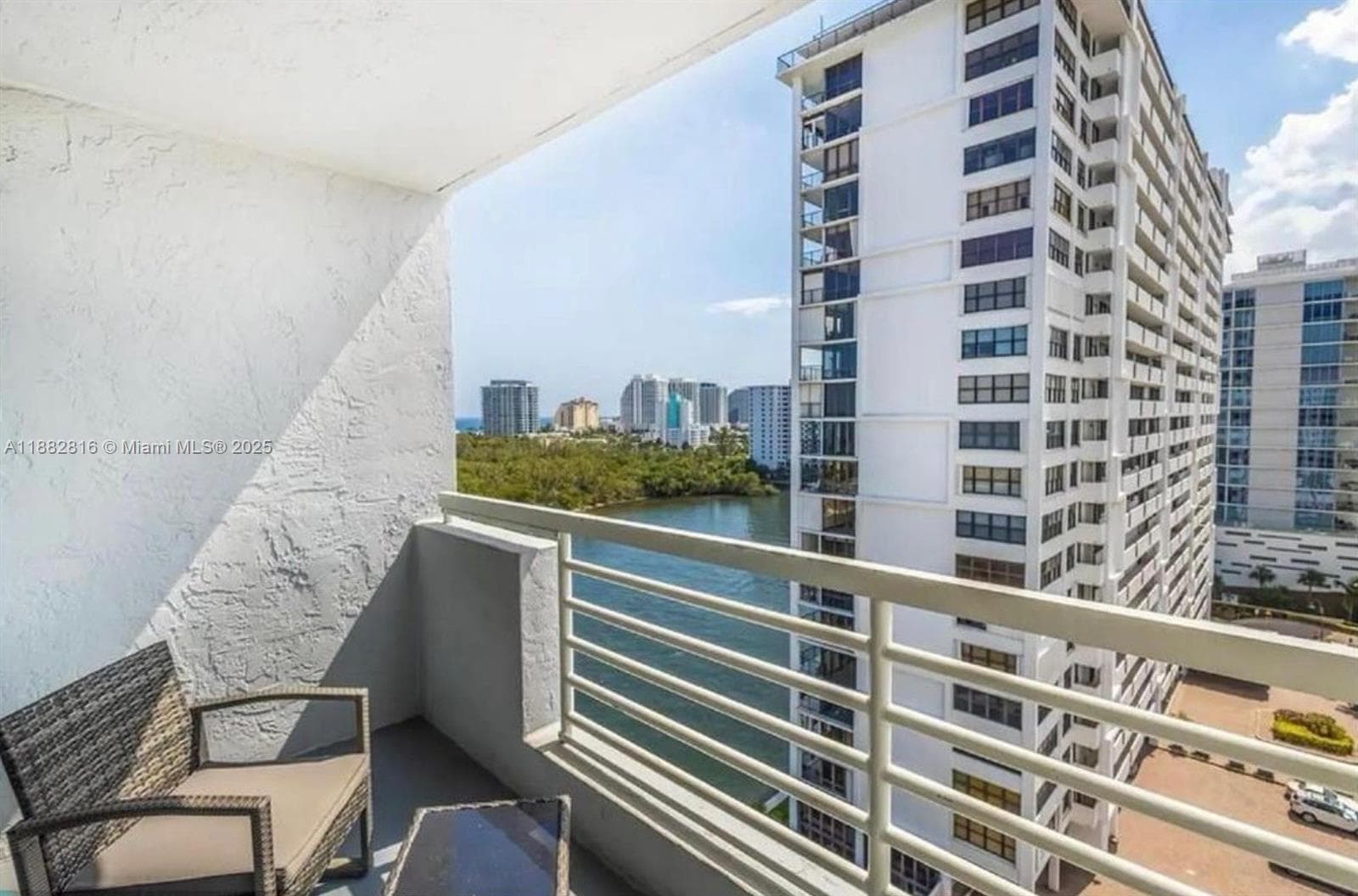 2670 Sunrise Blvd 1103 photo 13