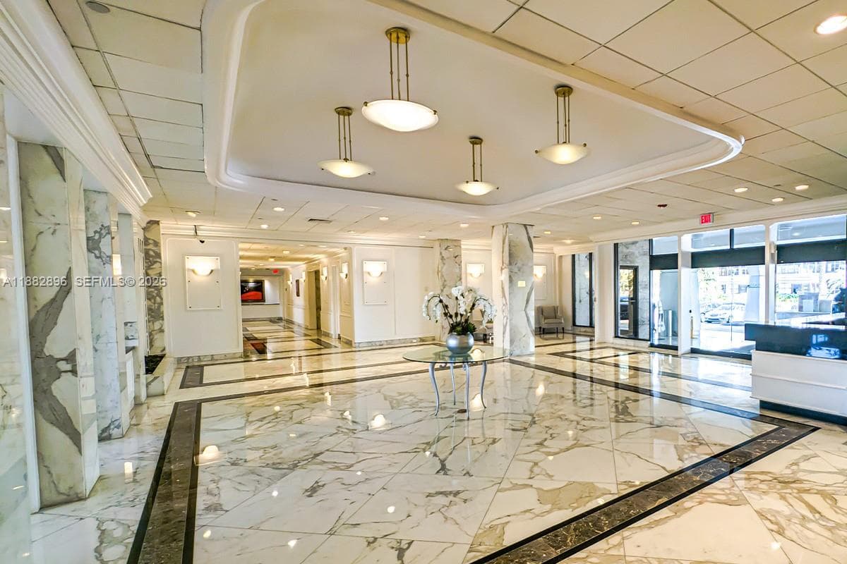 5700 Collins Ave 3M photo 20