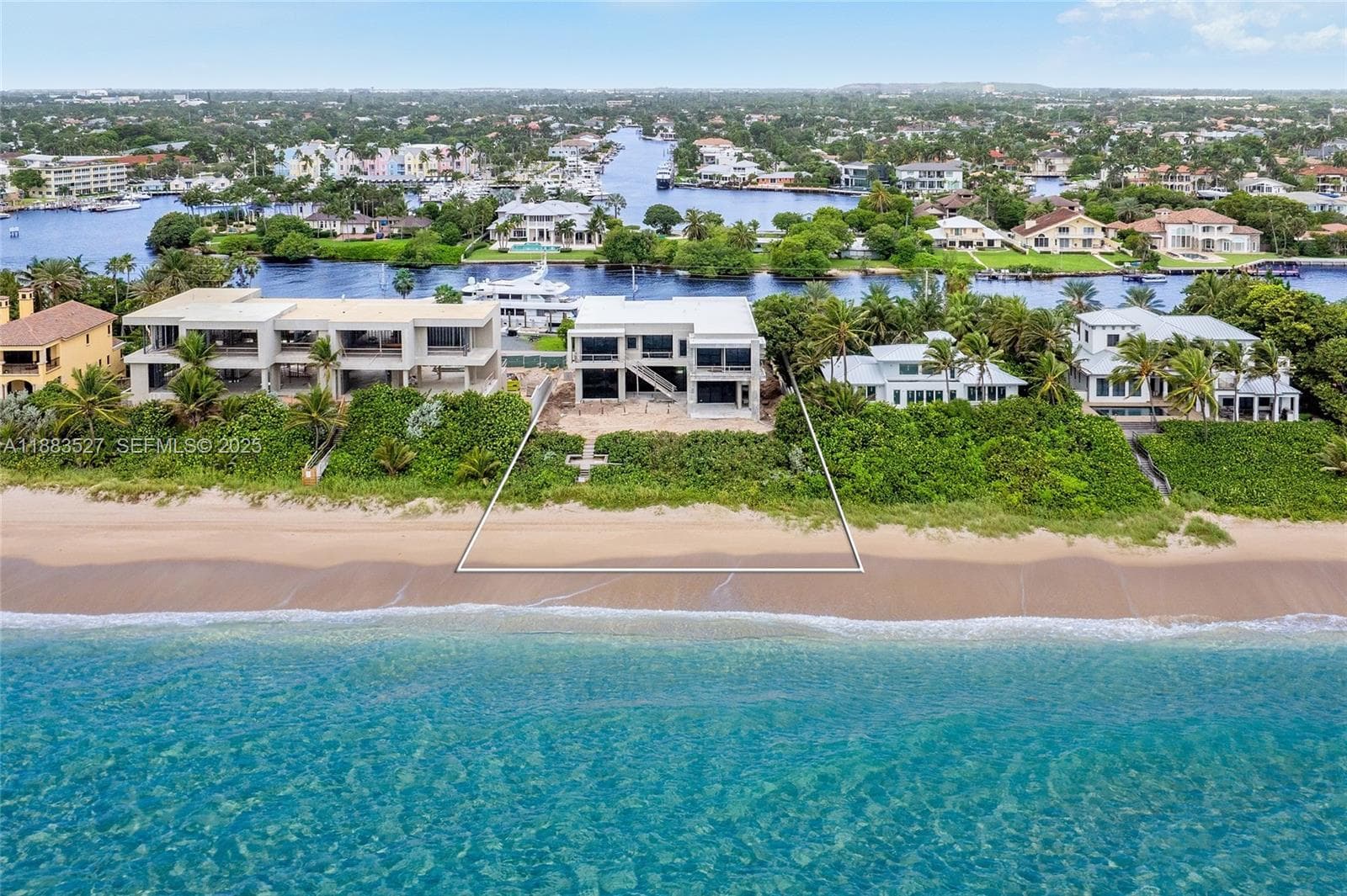 961 Hillsboro Mile photo 16
