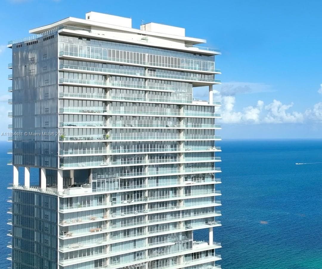 18501 Collins Ave 5001 photo 1