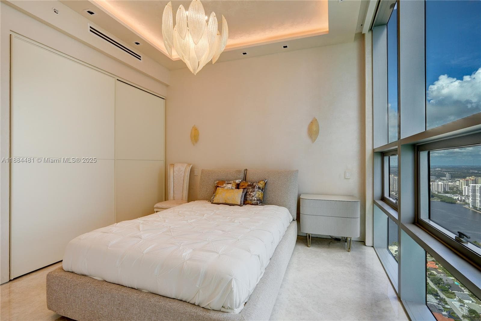 18501 Collins Ave 5001 photo 15