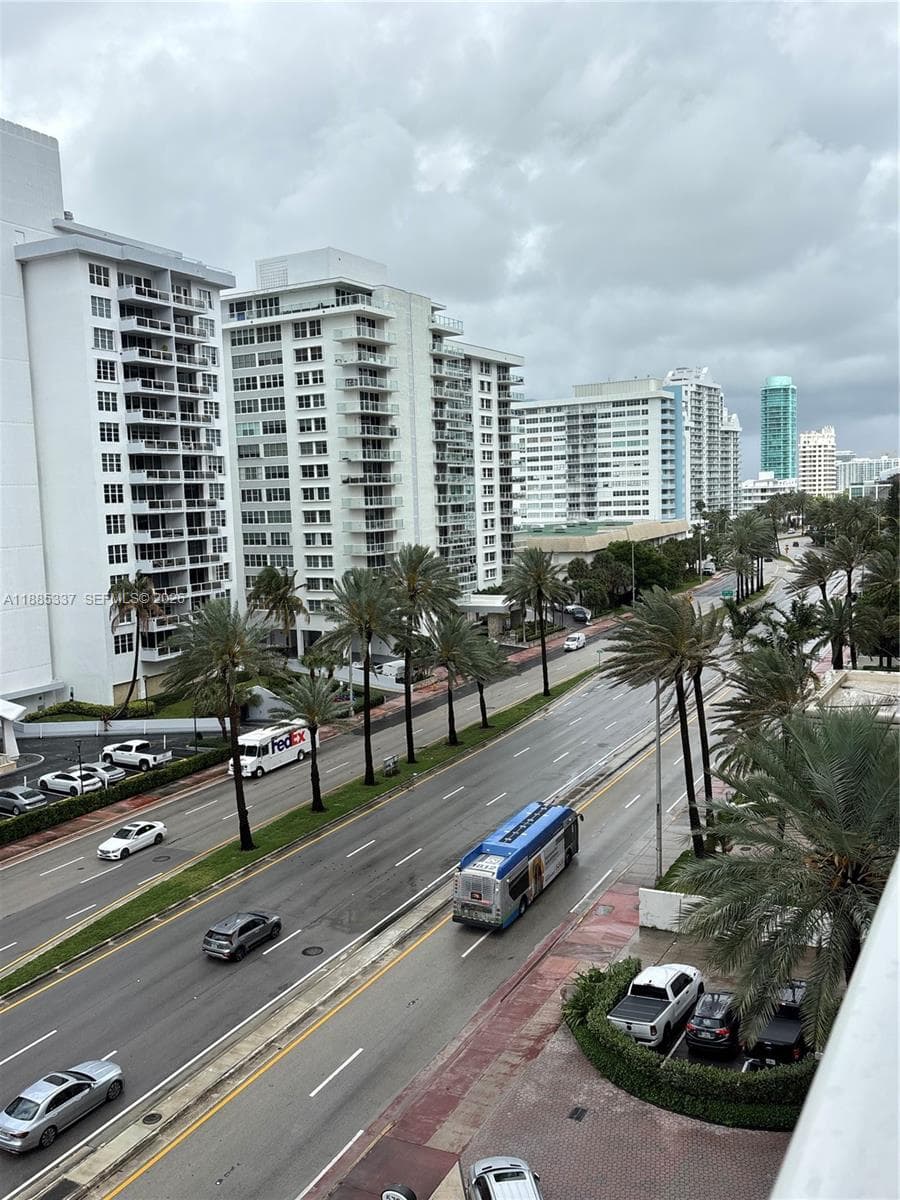 5701 Collins Ave 709 photo 18