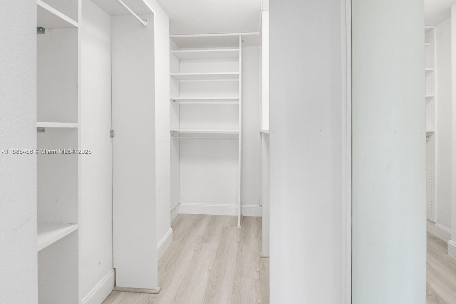 3401 Spanish Trl 454 photo 13