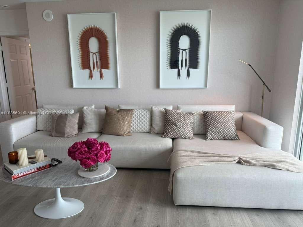 1155 Brickell Bay Dr 1408 photo 5