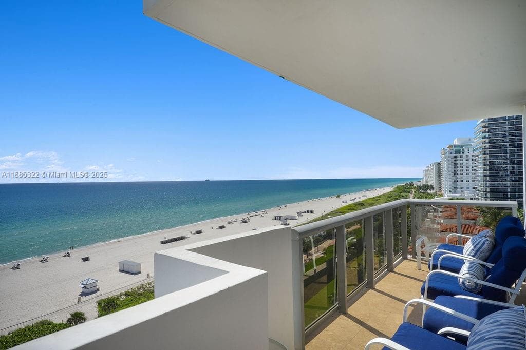 6039 Collins Ave 1126 photo 22