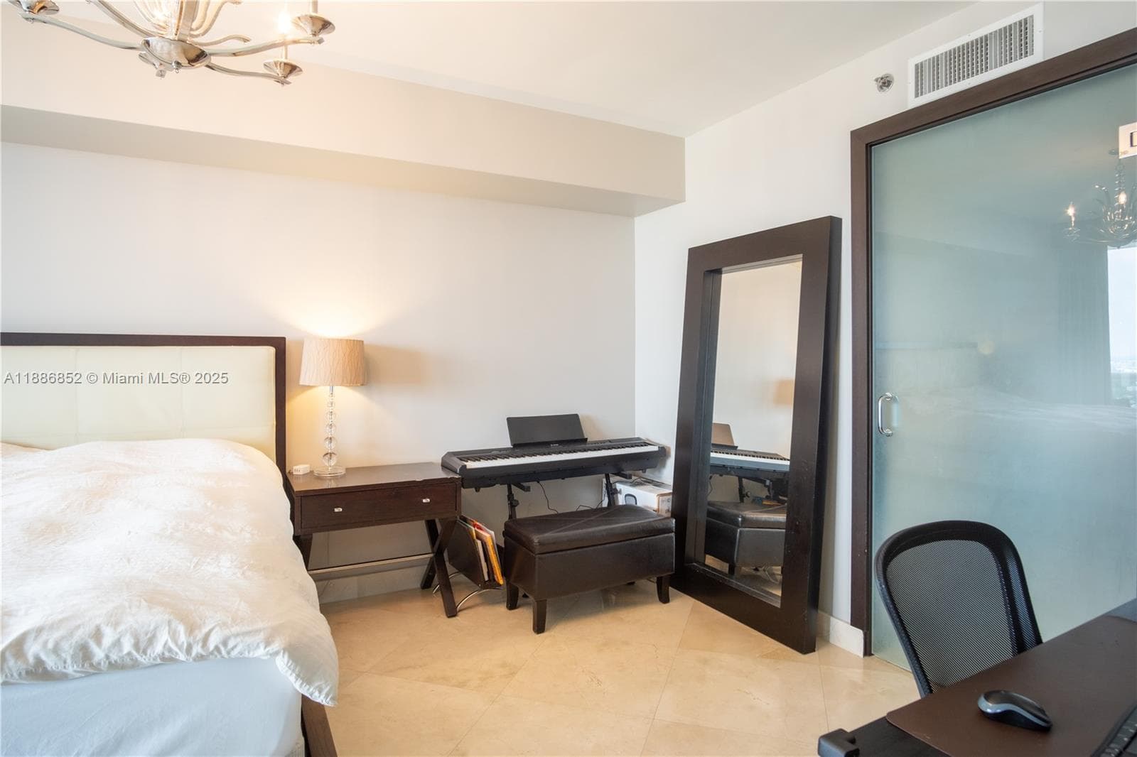 1850 OCEAN DR 3509 photo 16