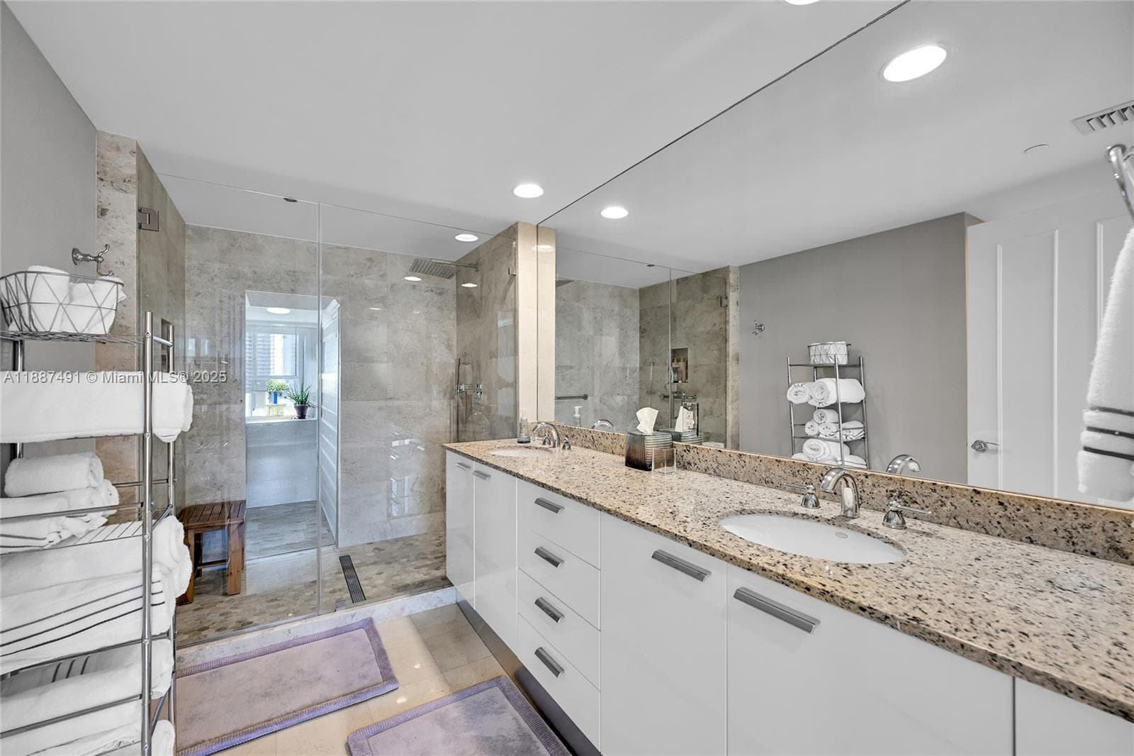 1850 OCEAN DR 1507 photo 12