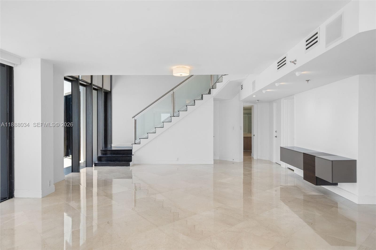 520 Brickell Key Drive UPH-03 photo 16