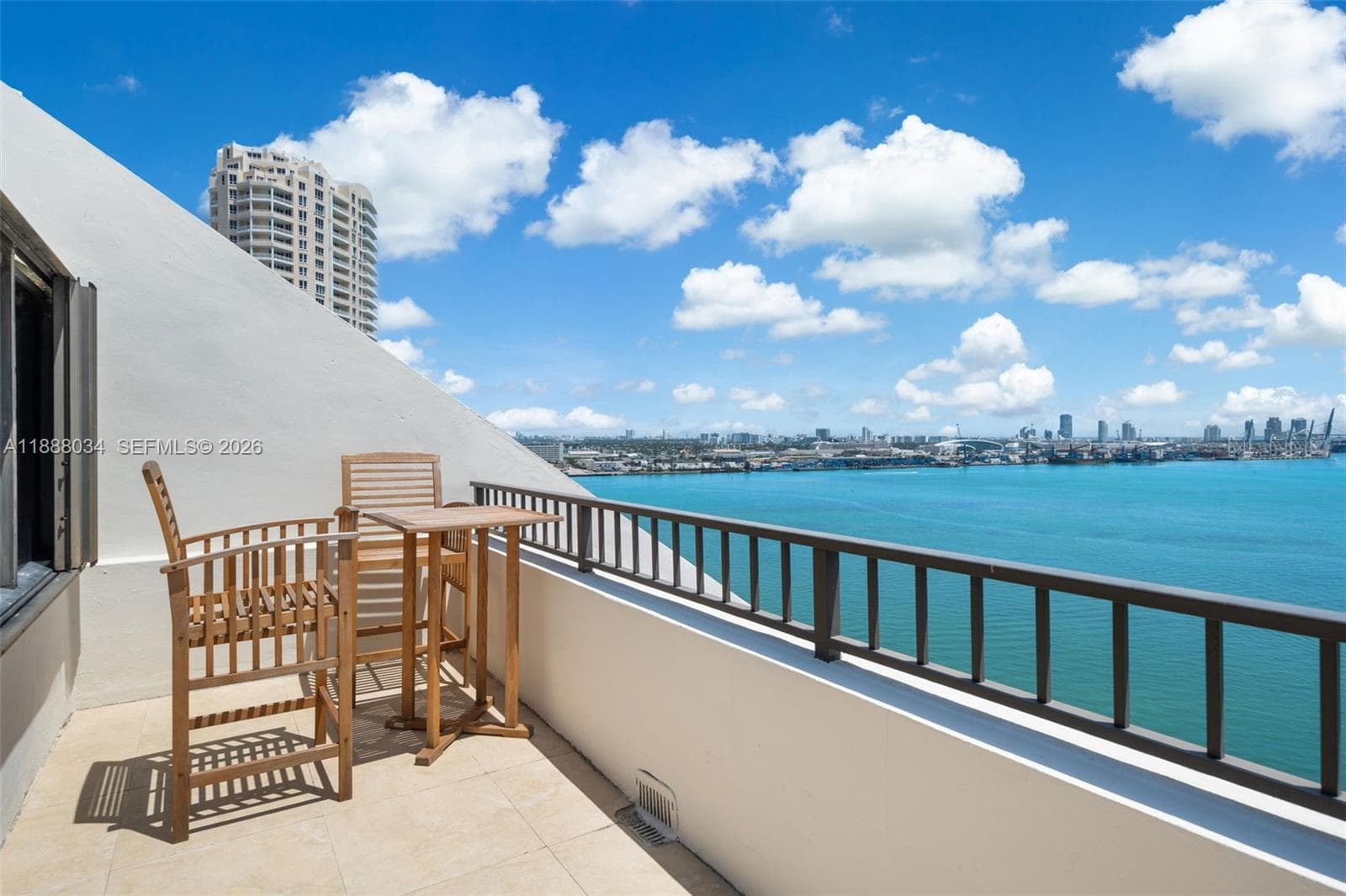 520 Brickell Key Drive UPH-03 photo 12