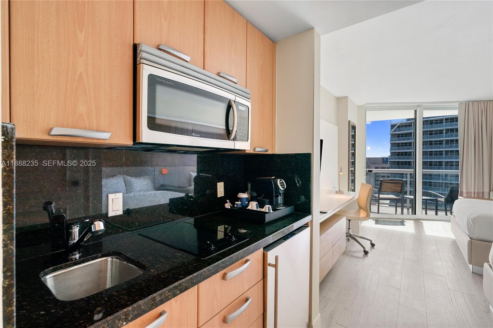 505 Fort Lauderdale Beach Blvd 1215 photo 16