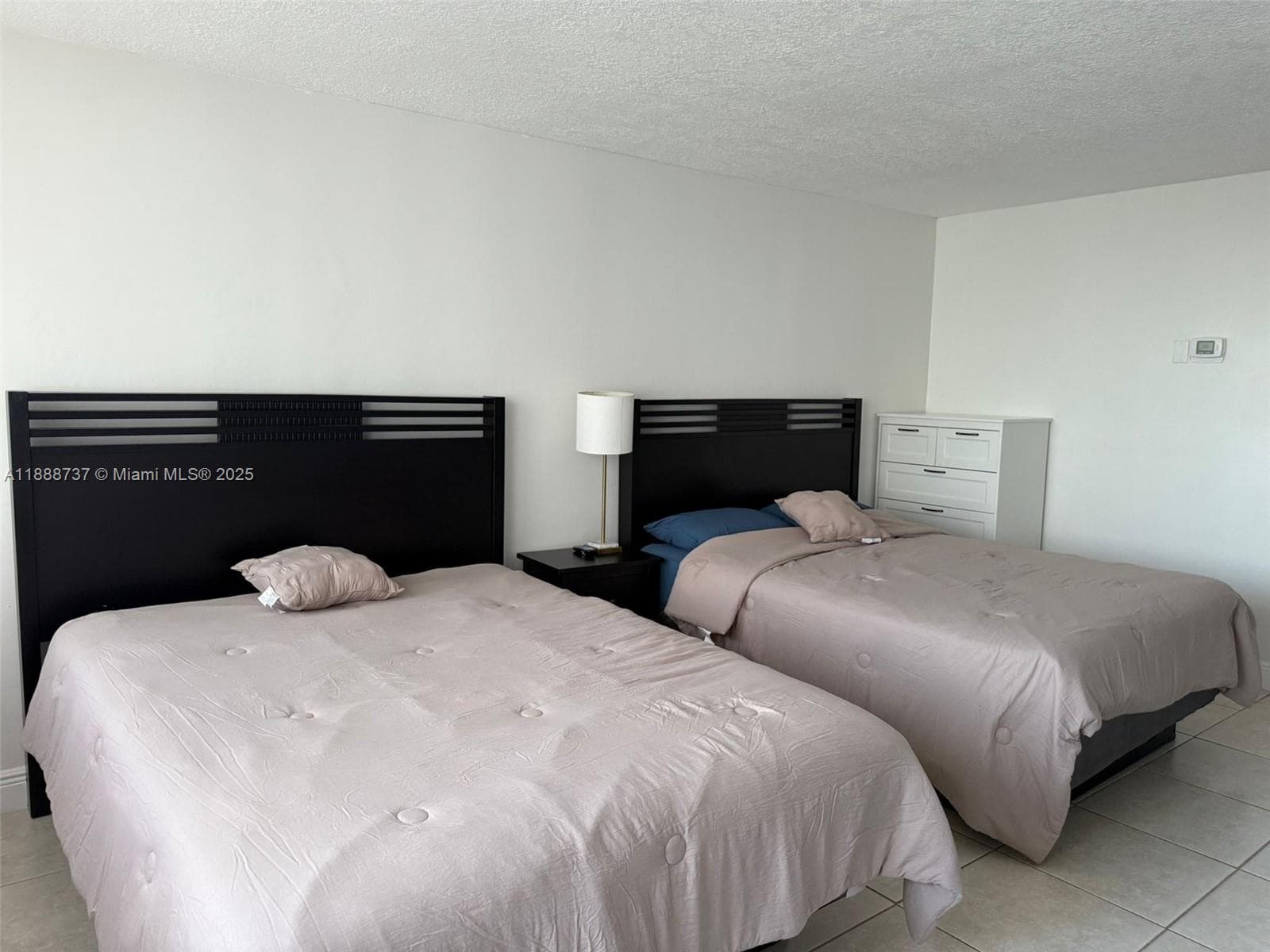19201 Collins Ave 841 photo 1