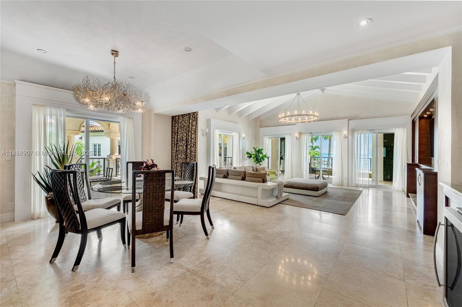 2331 Fisher Island Dr 4301 photo 2