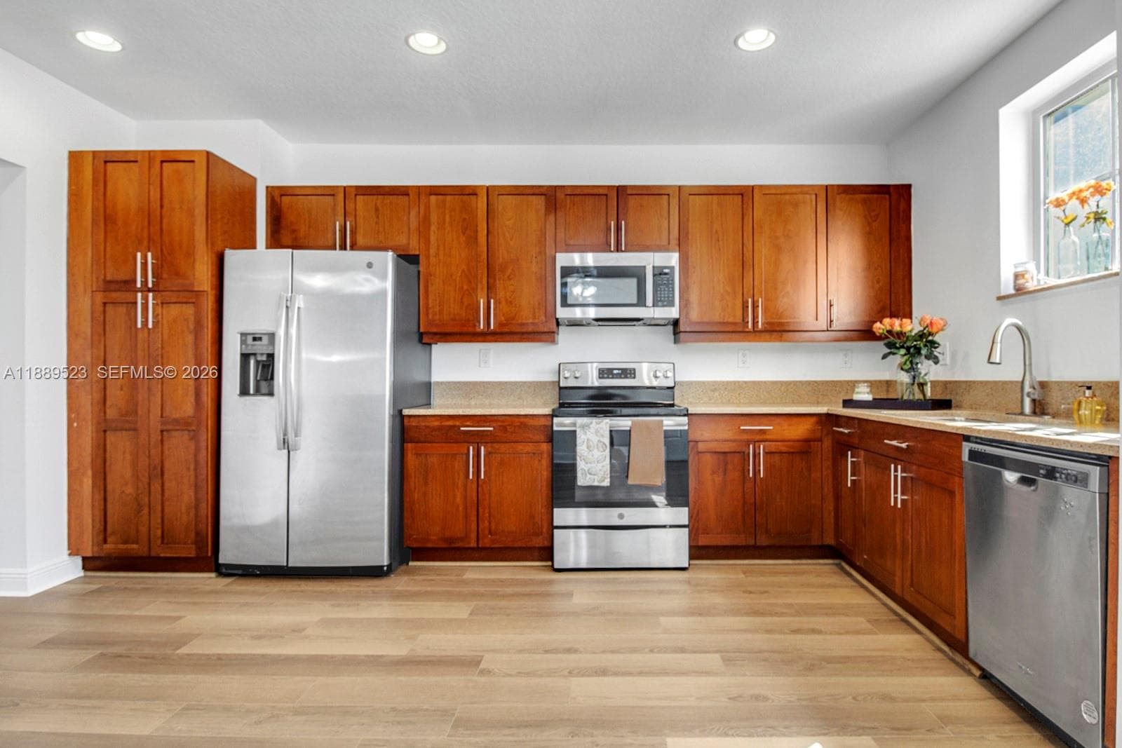 1332 2nd Ct photo 10