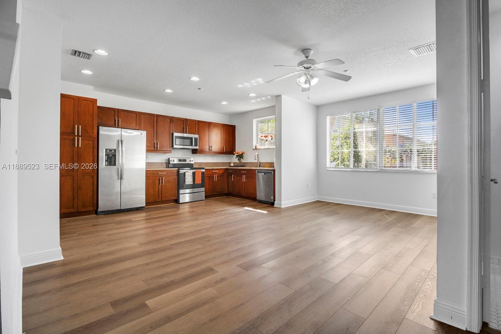 1332 2nd Ct photo 11