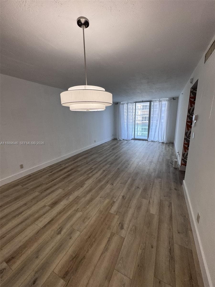 3001 S Ocean Dr 907 photo 15