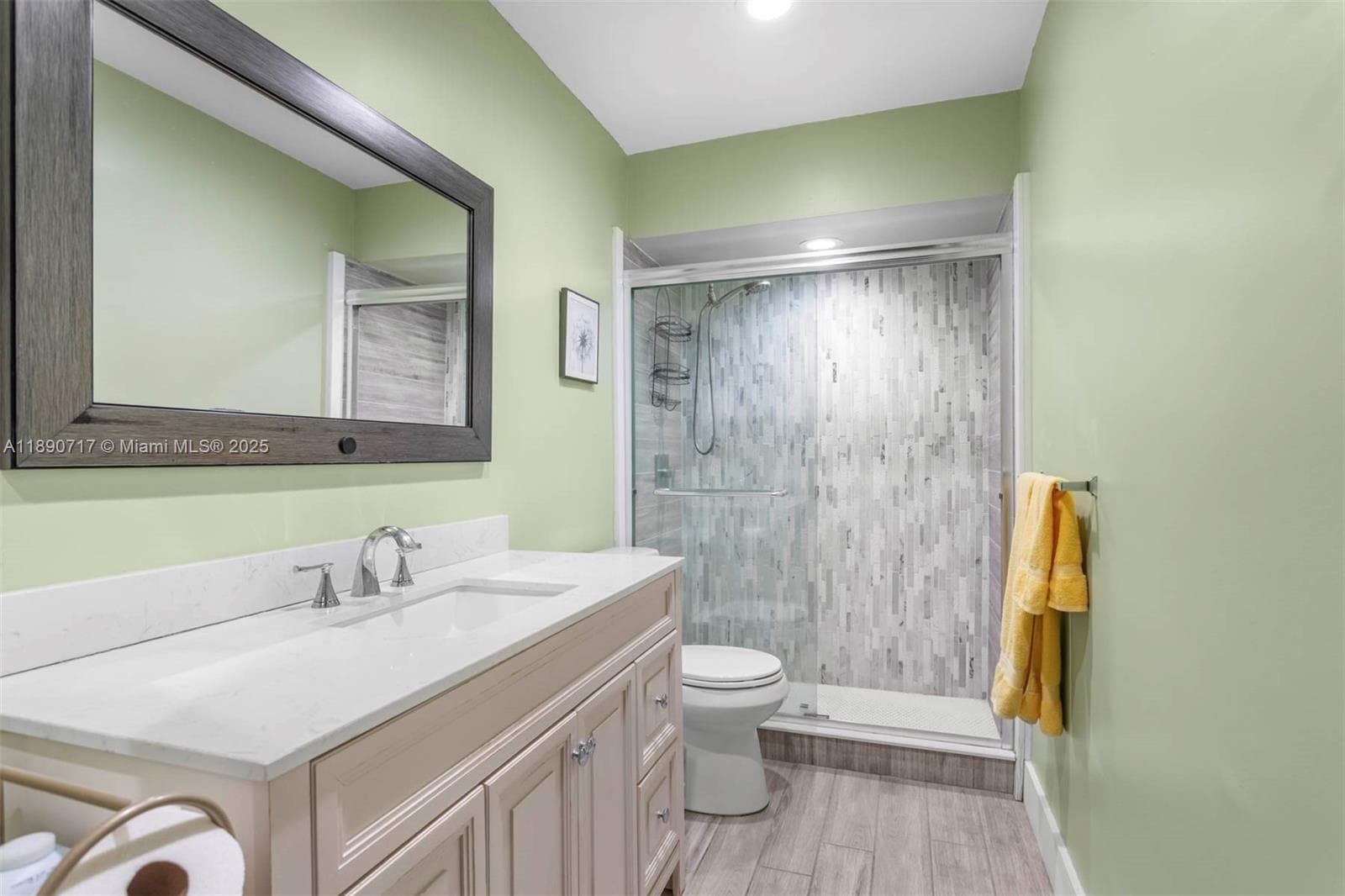 2970 NE 16th Ave 208 photo 8