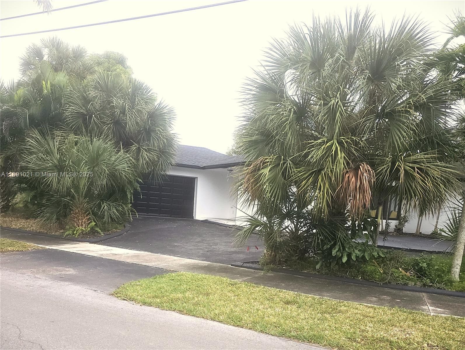 2856 10th Ave photo 6