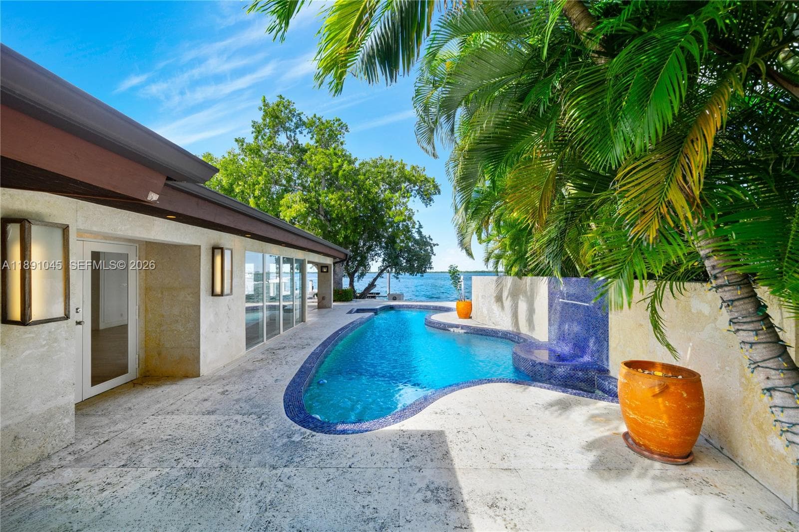 444 Rivo Alto Dr photo 16
