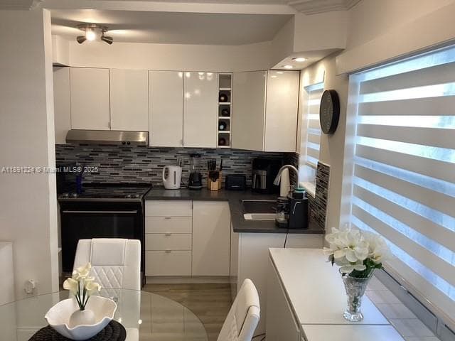 3133 Ocean Dr 118 photo 1