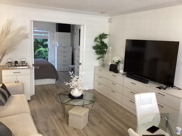 3133 Ocean Dr 118 photo 11