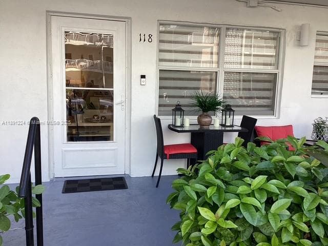 3133 Ocean Dr 118 photo 21