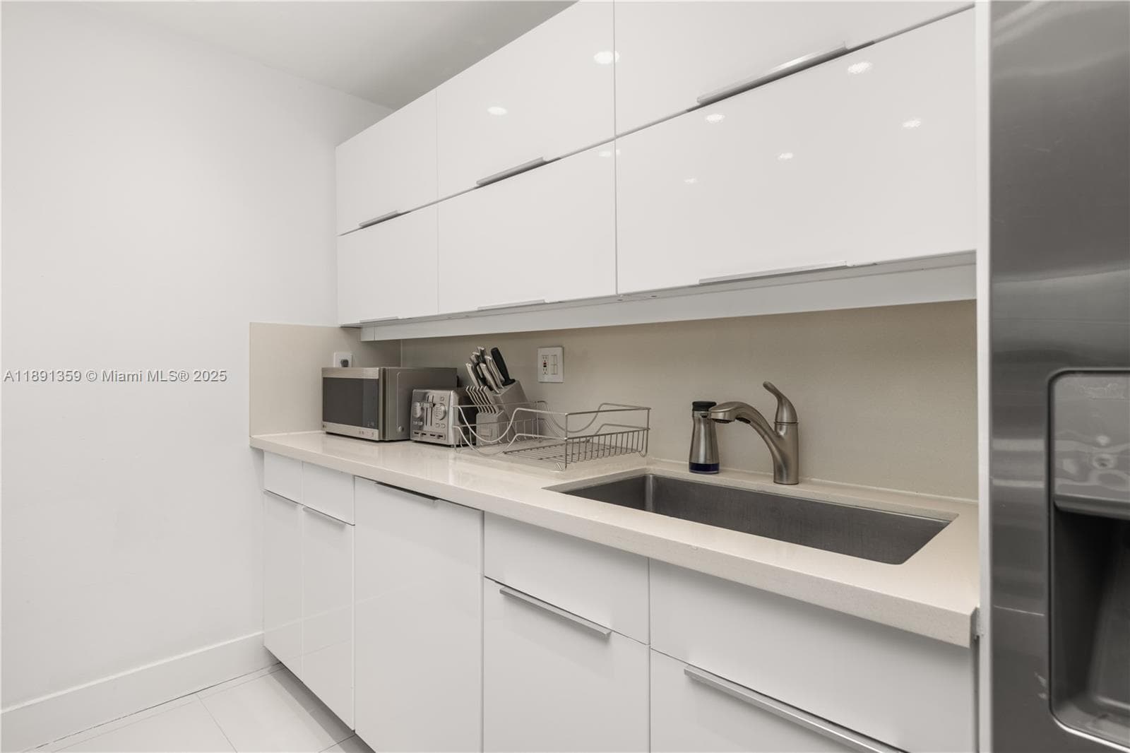 101 Crandon Blvd 379 photo 24