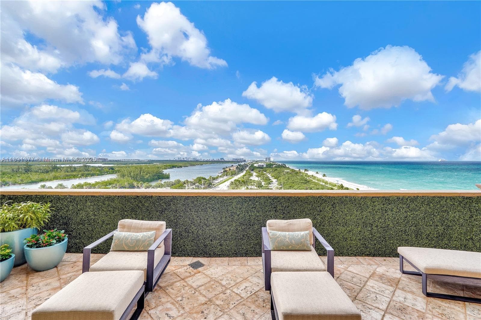 3501 Ocean Drive PH7 photo 4
