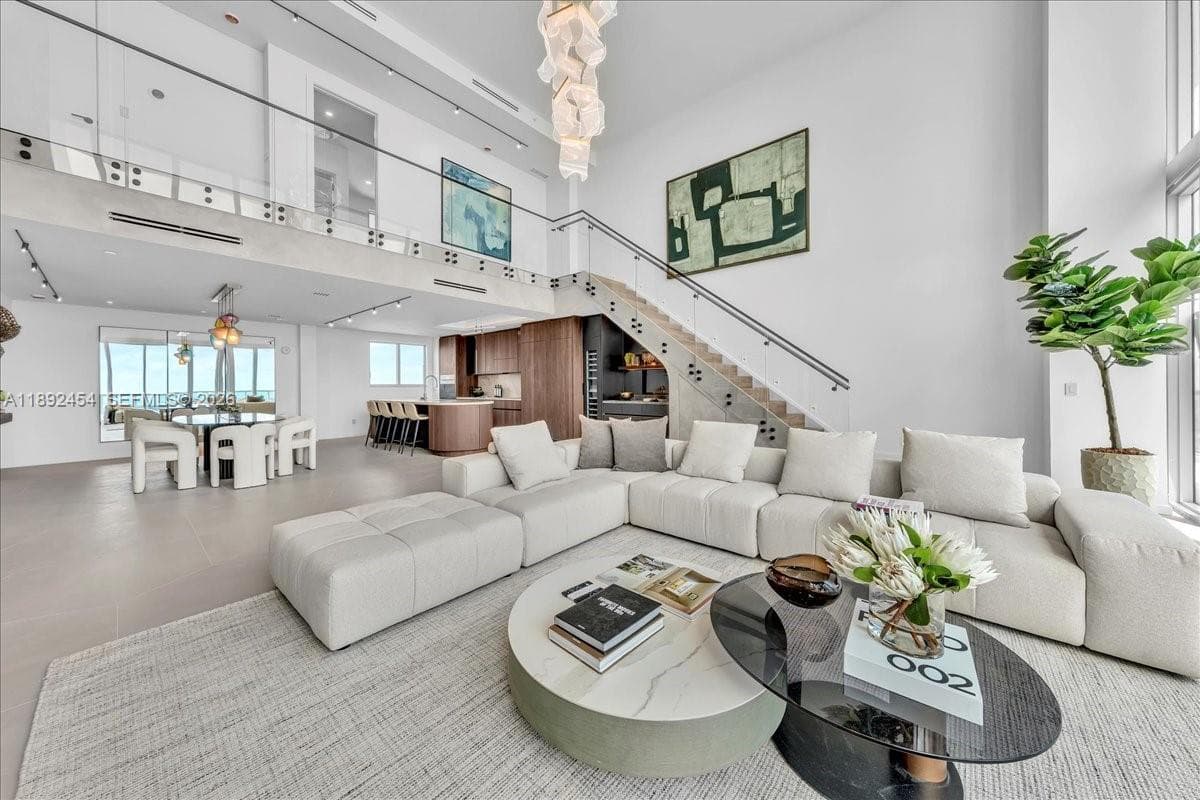 888 Biscayne Blvd PH 5704 photo 8