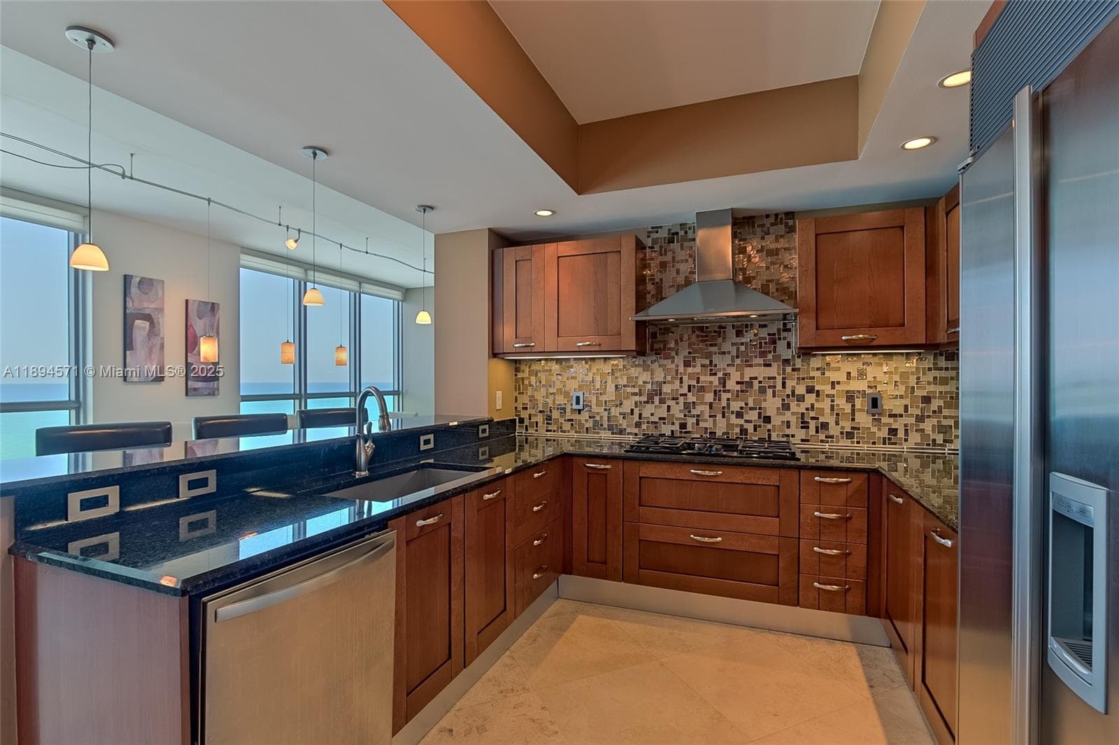 3535 S OCEAN DR 2102 photo 7