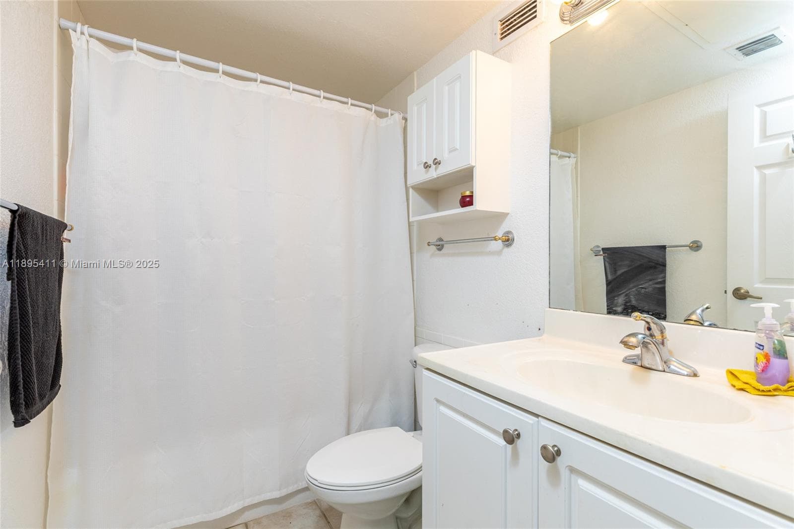 2501 S Ocean Dr 439 photo 24