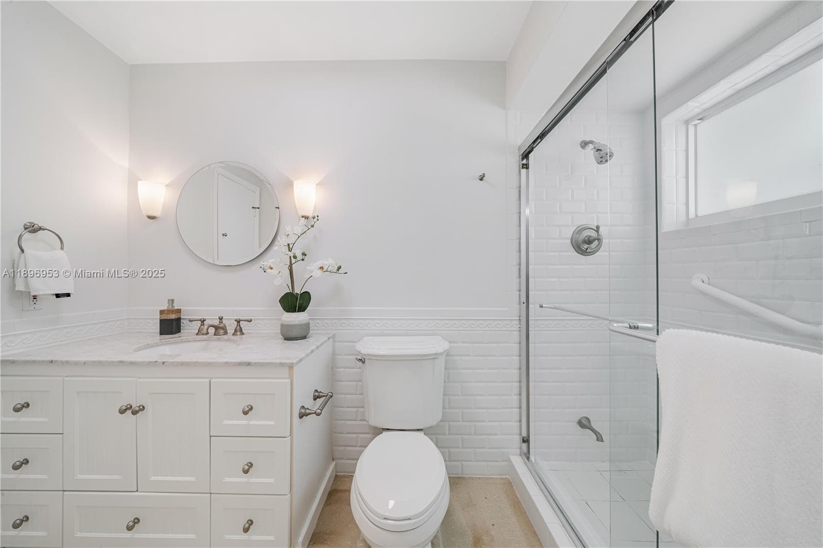 640 Mashta Dr photo 22