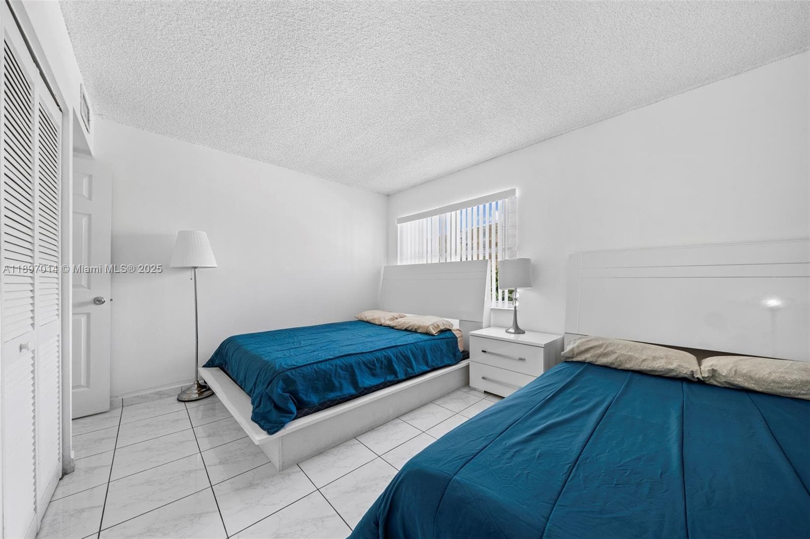 401 Golden Isles Dr 304 photo 19