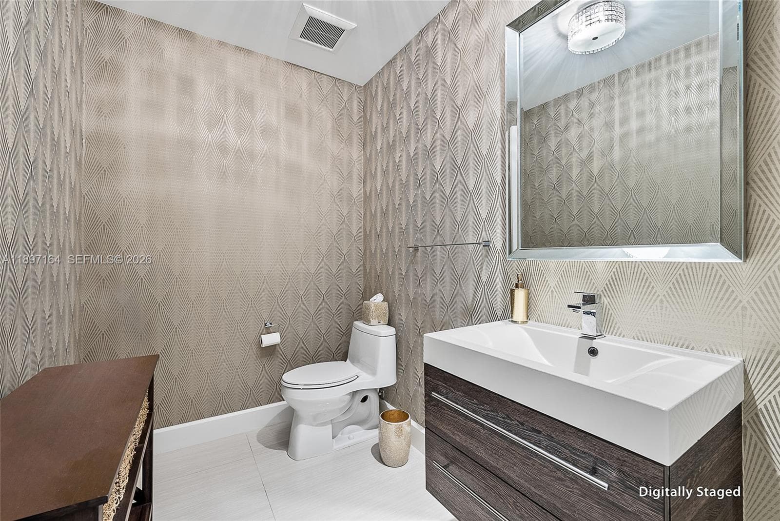 2720 Donald Ross Rd 406 photo 17