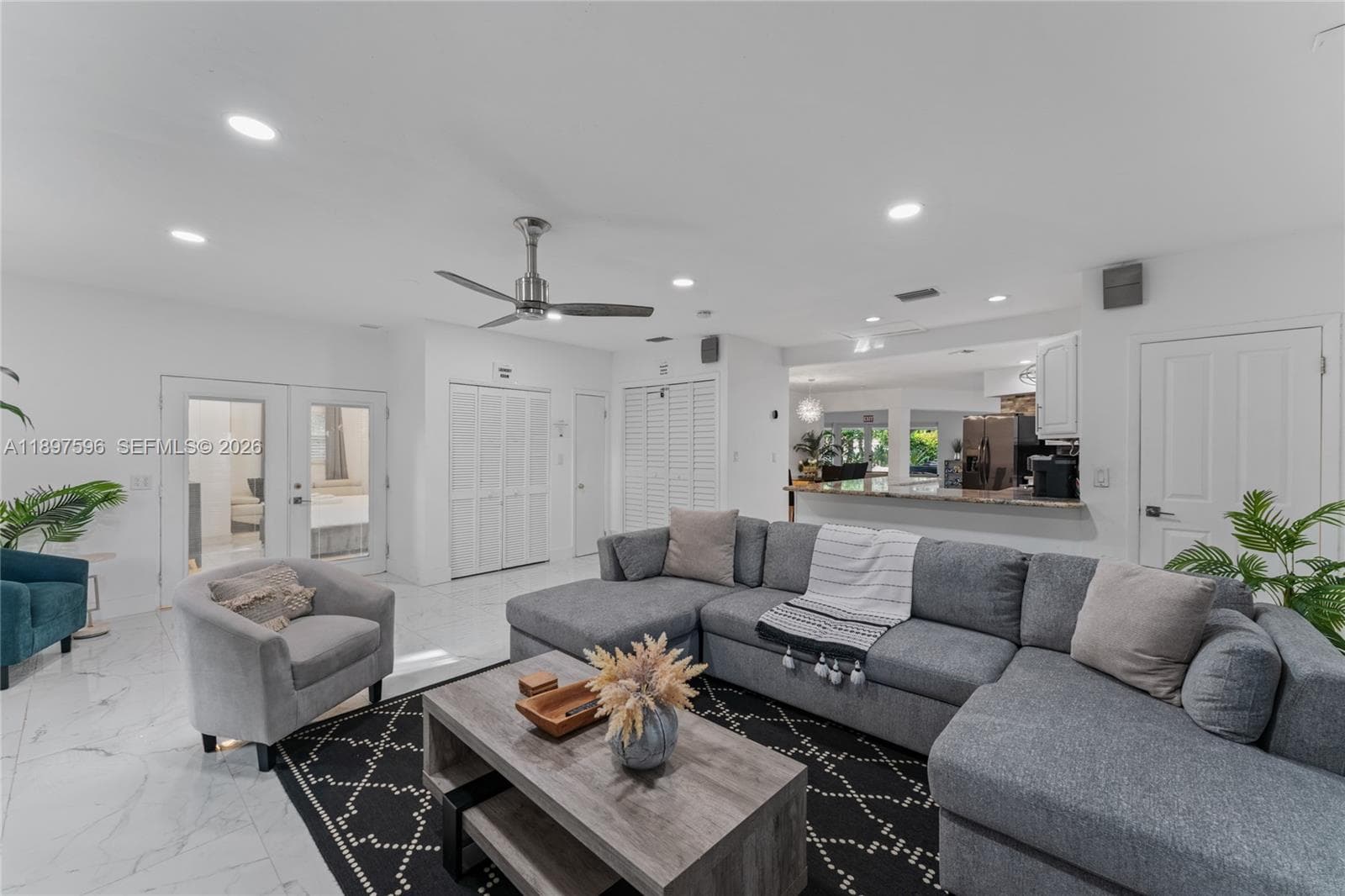 1809 Coral Gardens Dr photo 22