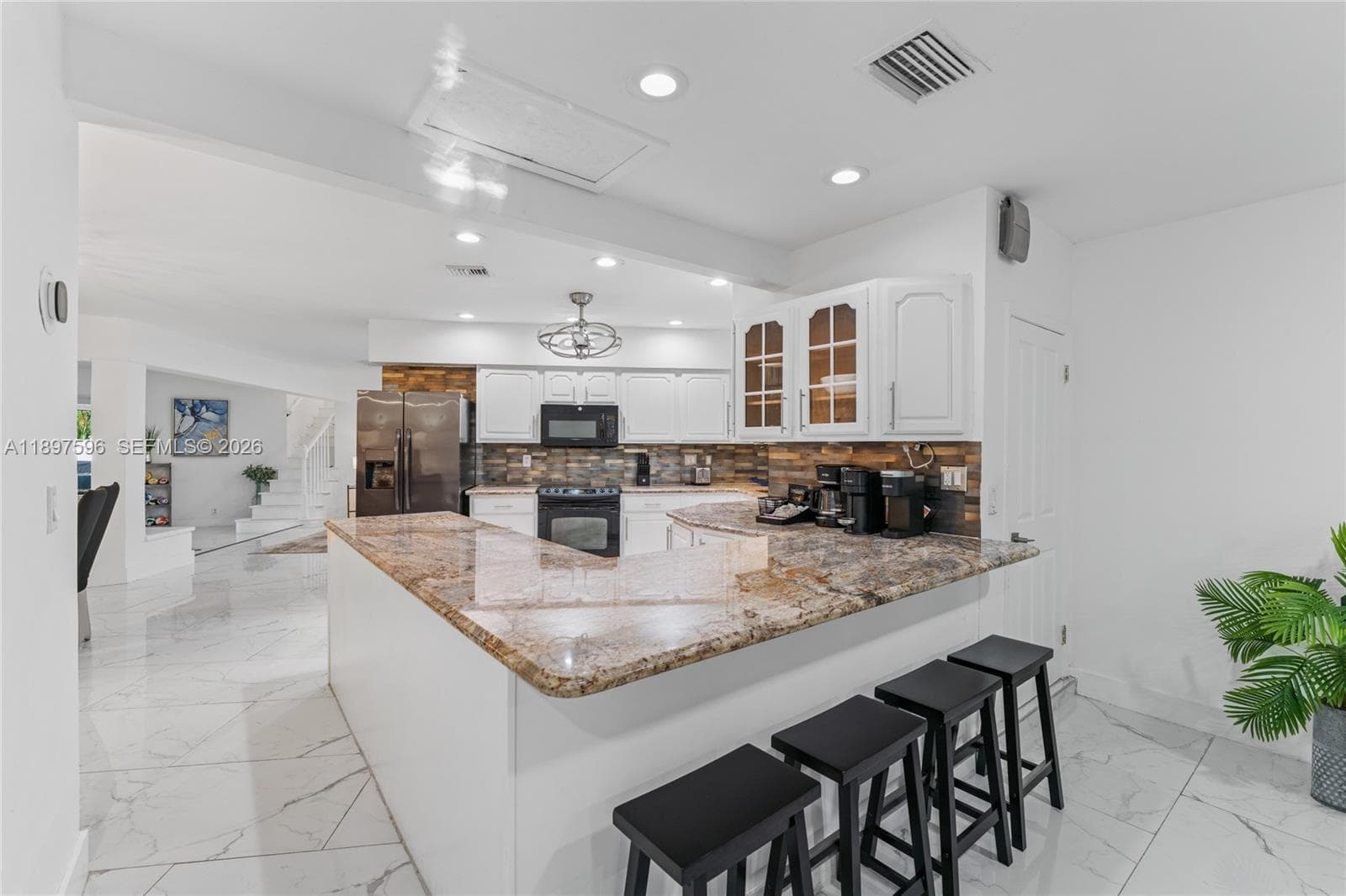 1809 Coral Gardens Dr photo 20
