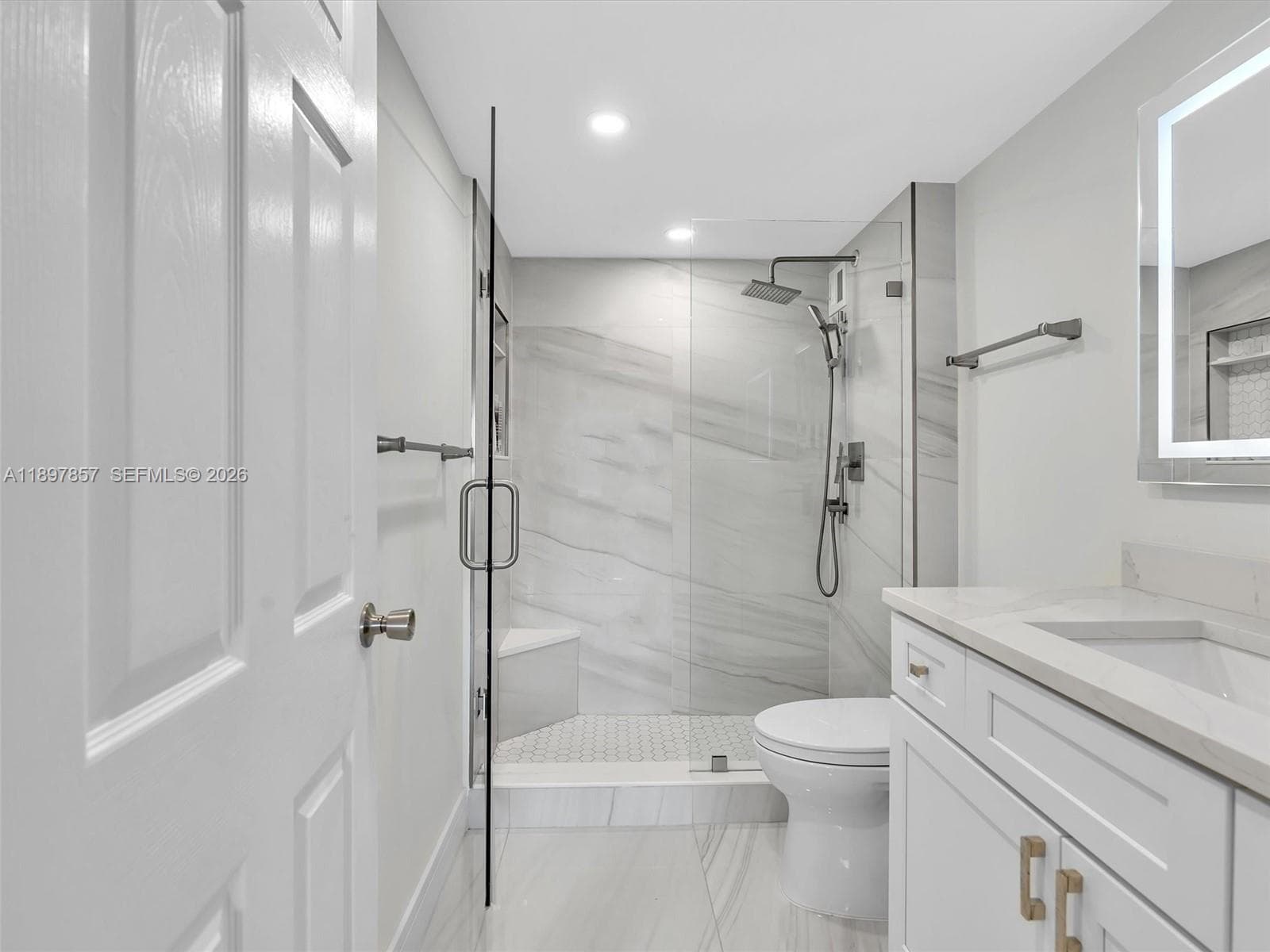 111 Pompano Beach Blvd 308 photo 15