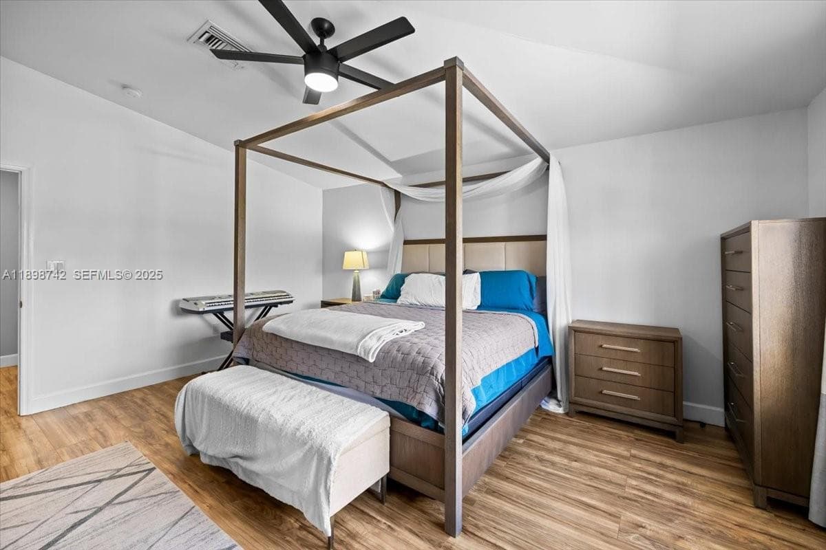 2726 Treasure Cove Cir photo 15