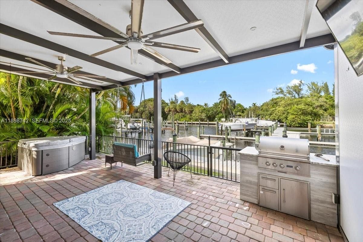 2726 Treasure Cove Cir photo 25