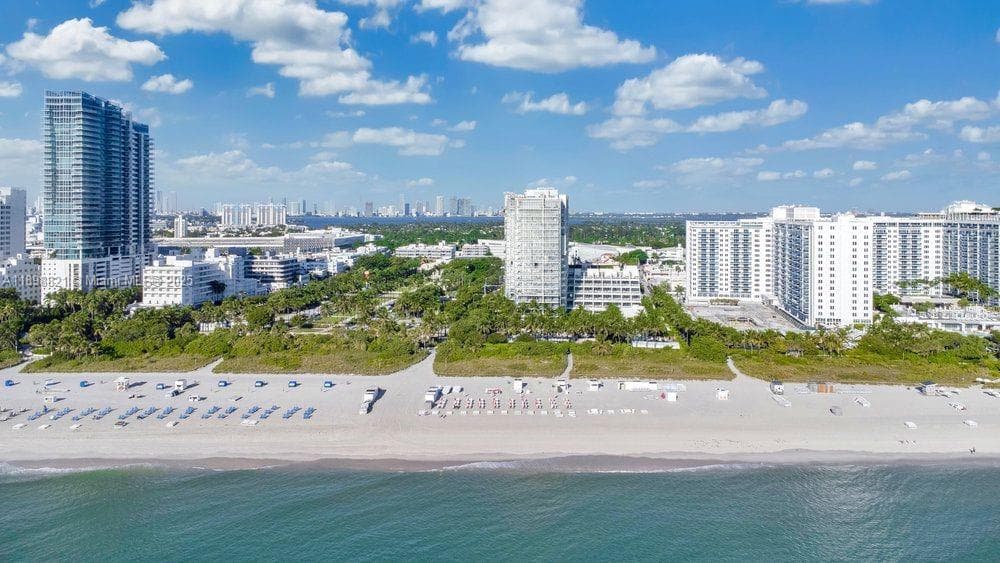 2201 Collins Ave 628 photo 21