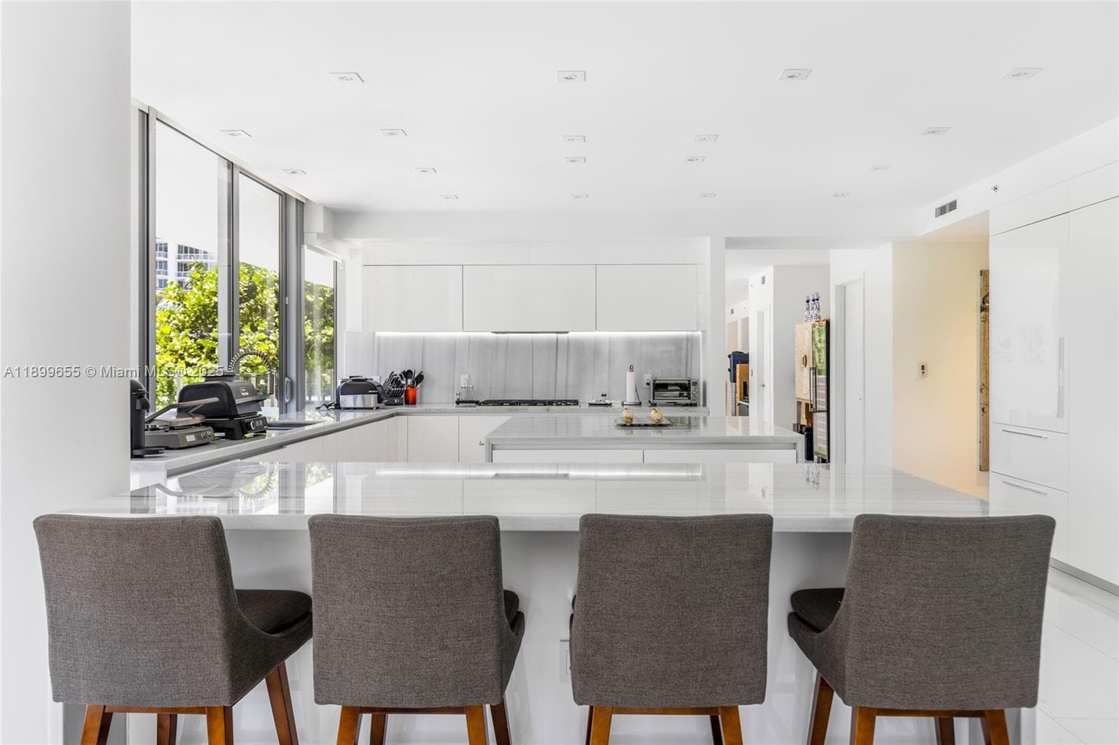 1 Collins Ave 207 photo 18