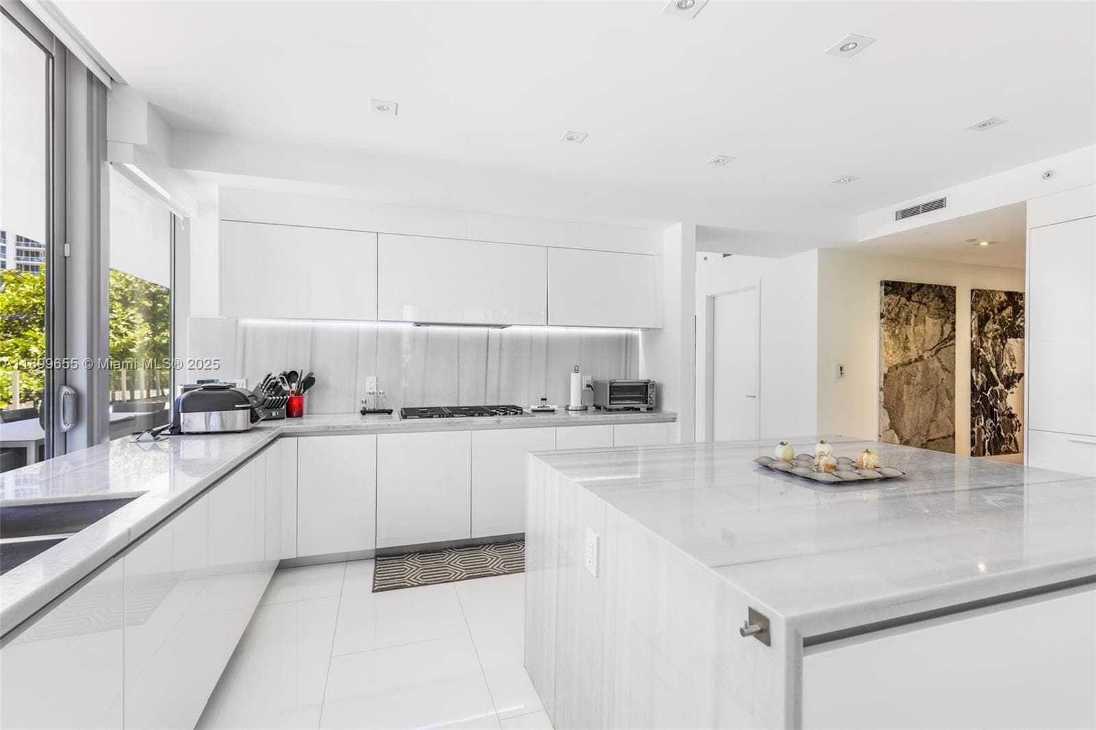1 Collins Ave 207 photo 19
