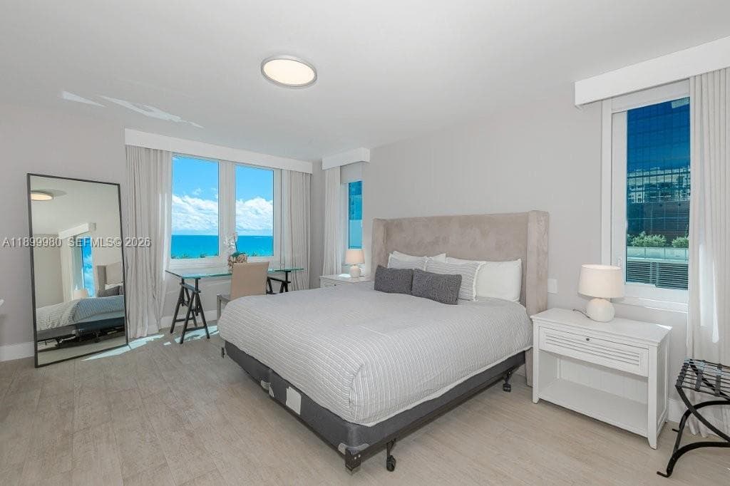 2301 Collins Ave 738 photo 9