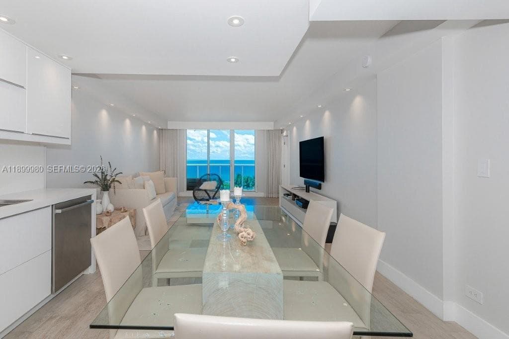 2301 Collins Ave 738 photo 15
