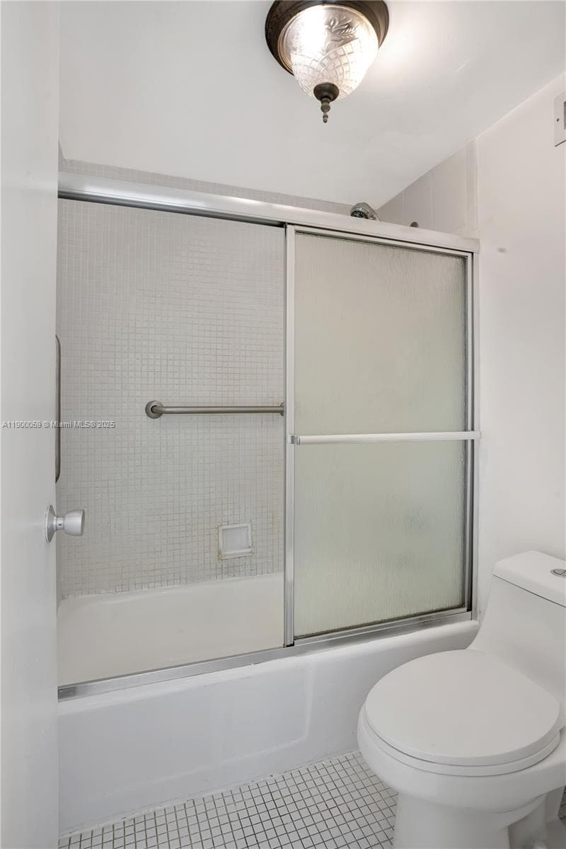 100 Lincoln Rd 607 photo 15